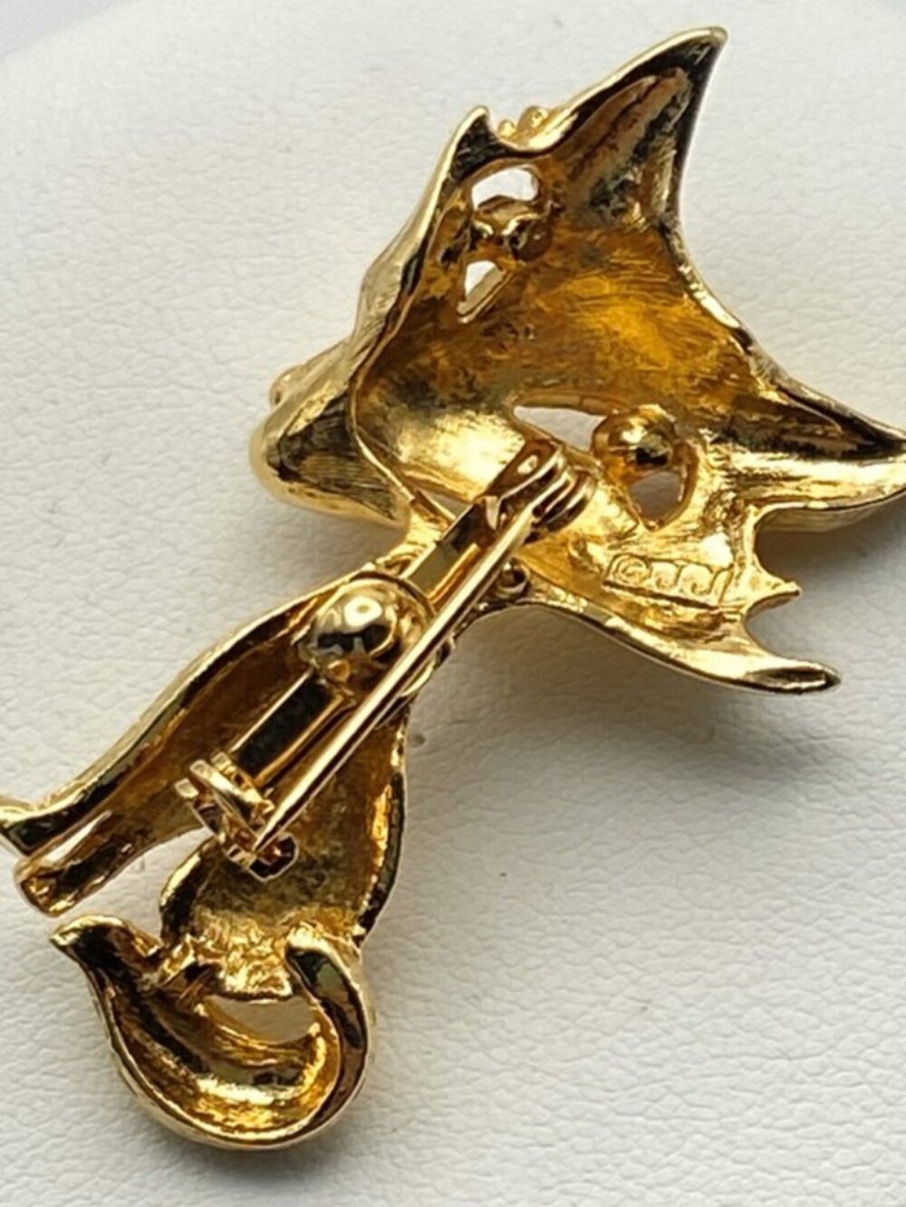 Vintage JJ Jonette Animal Fox Brooch Pin Gold Tone w/Red Eyes 1980s Signed - Picture 8 of 10